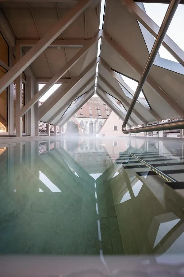 Hotel & Spa Goldene Rose دينكلسبهل