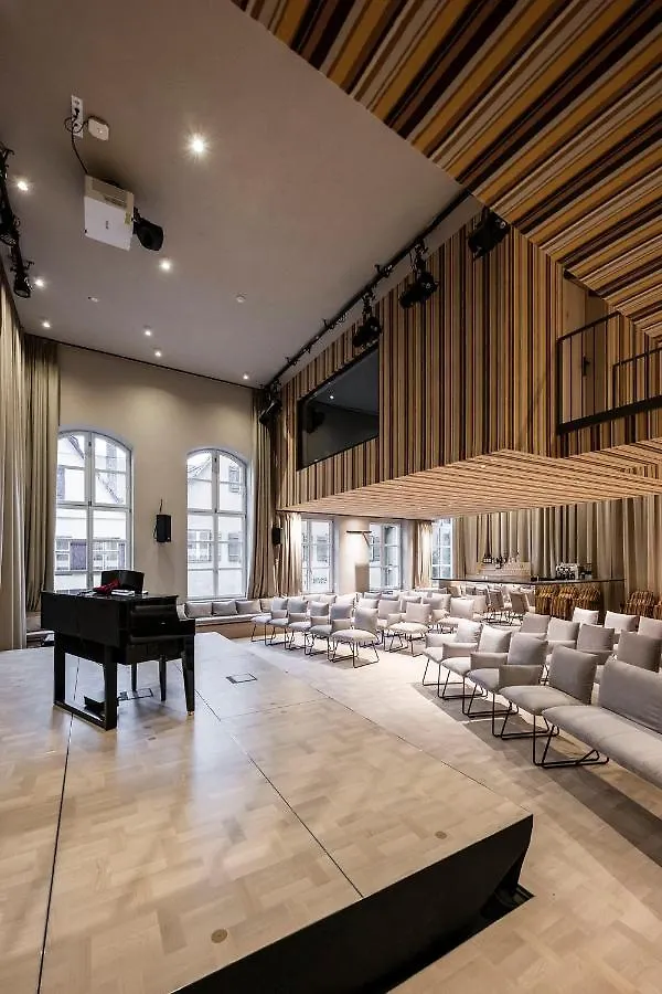 Hotel & Spa Goldene Rose دينكلسبهل
