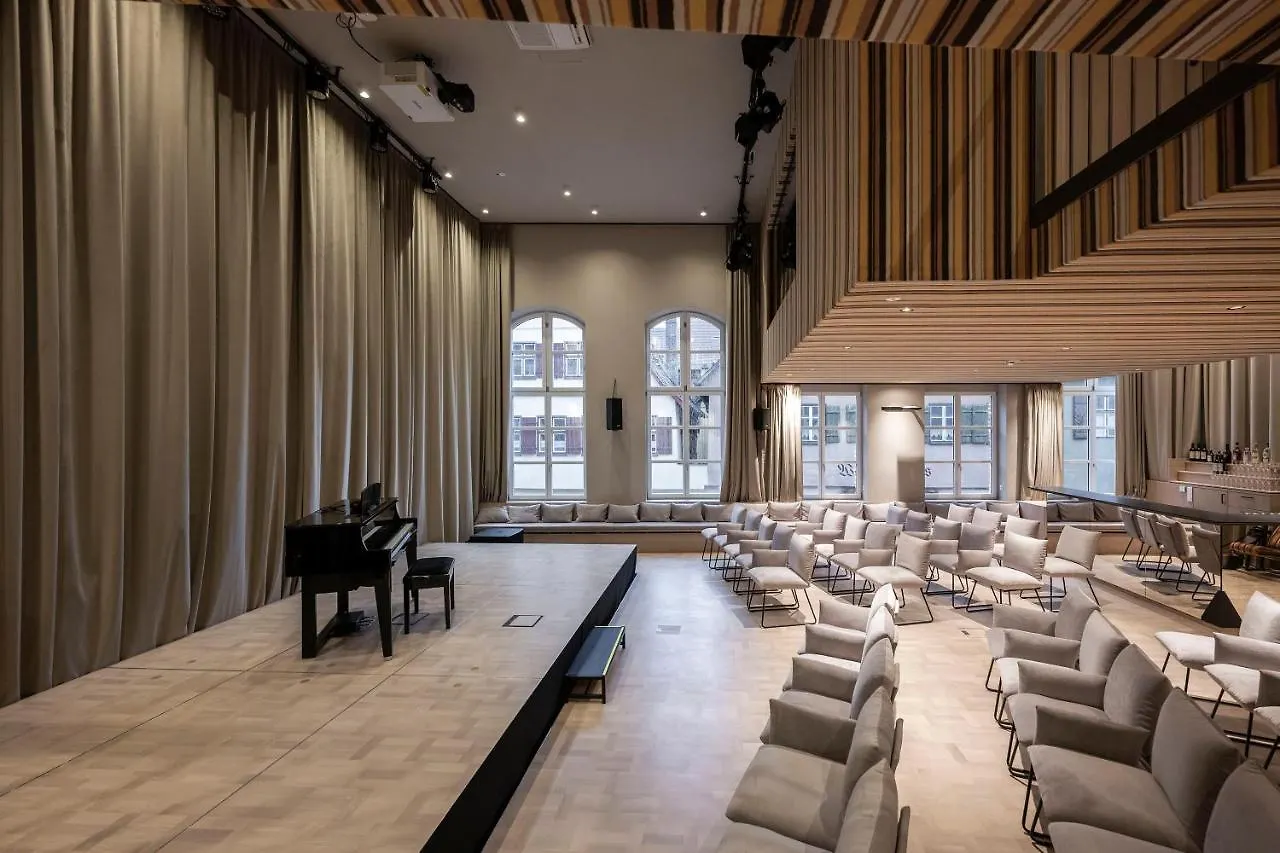 Hotel & Spa Goldene Rose دينكلسبهل
