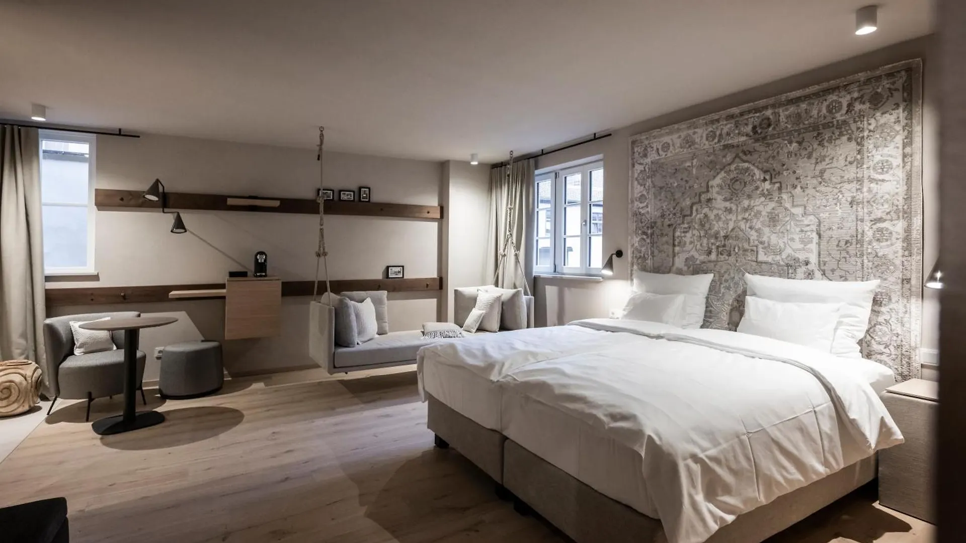 Hotel & Spa Goldene Rose دينكلسبهل